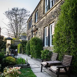 Shibden Hall View Bed & Breakfast Halifax
